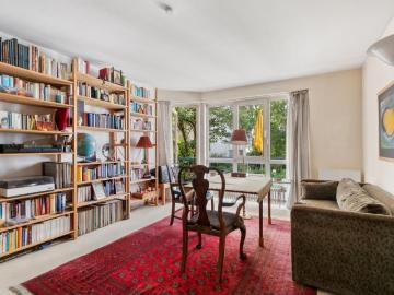 Exclusive Apartment in Hamburg Uhlenhorst: Living in the Heart of the City