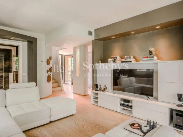 Exclusive apartment in the Castelconturbia Golf Club
