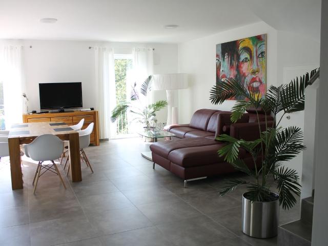 Exclusive apartment with rooftop terrace in Regensburg, Regensburg Amsterdam Apartments for Rent