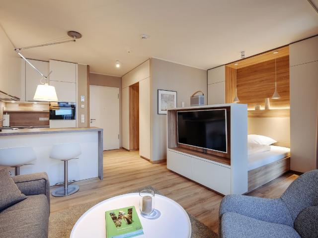 Exclusive business flat in central city location, near VW plant incl. weekly cleaning, Wolfsburg Amsterdam Apartments for Rent