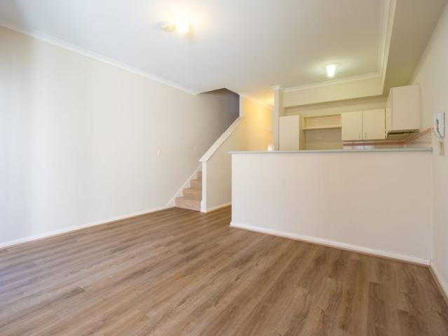 EXCLUSIVE DOUBLE STOREY 2x1 HOME IN NORTHBRIDGE