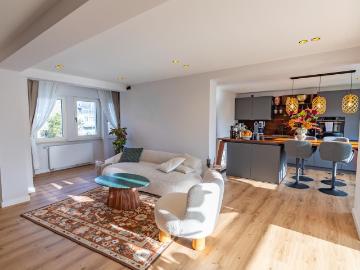 Exclusive Design Apartment with Home Cinema