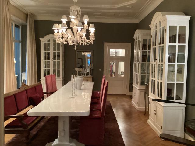 Exclusive dream apartment in Berlin Wilmersdorf: stylish living on 220 m²