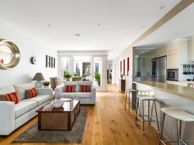 Exclusive East Melbourne Townhouse in Landmark Heritage Redevelopment
