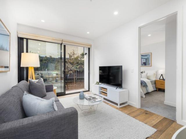 Exclusive Elegance in Single Level Style