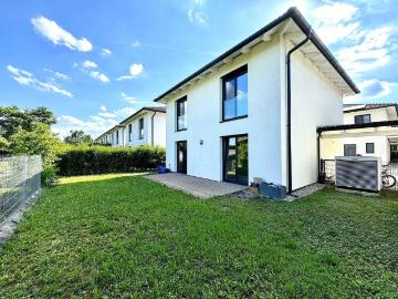Exclusive Family Home with Private Garden Seestadt Villen Aspern