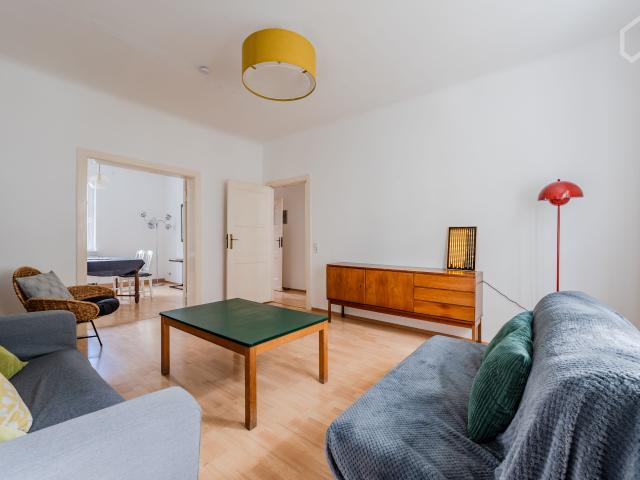 Exclusive Family Townhouse: Home Office, Terrace and Urban Living in Berlin Karlshorst
