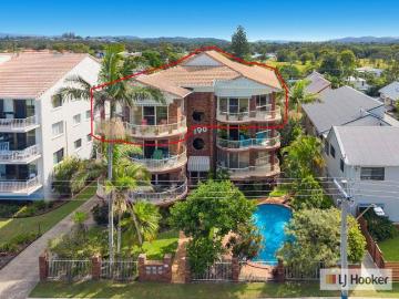 Exclusive Full Floor Penthouse | Sweeping Ocean & Hinterland Views