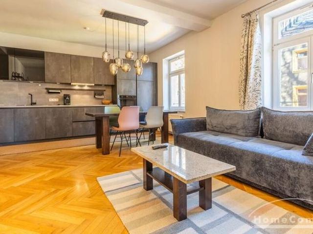 Exclusive, fully furnished one bedroom apartment in a sought after area of Haidhausen