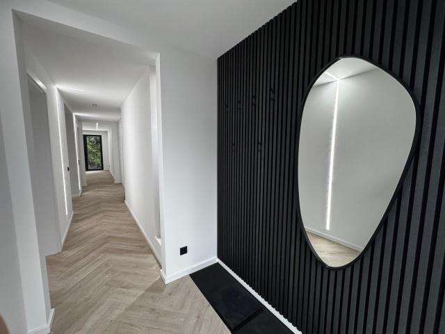 Exclusive Fully Furnished 1 Bedroom Apartment in a Prime Location in Bremen Oberneuland, Bremen Amsterdam Apartments for Rent
