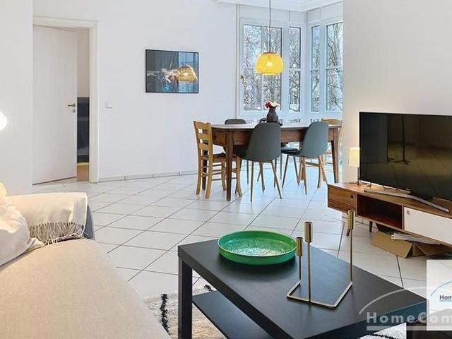 Exclusive Furnished Apartment in Schwabing – Right Next to the English Garden