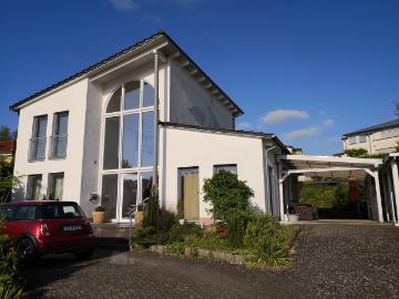 Exclusive Furnished Waterfront Home – Temporary Living in the Braunschweig, Gifhorn, Wolfsburg Area