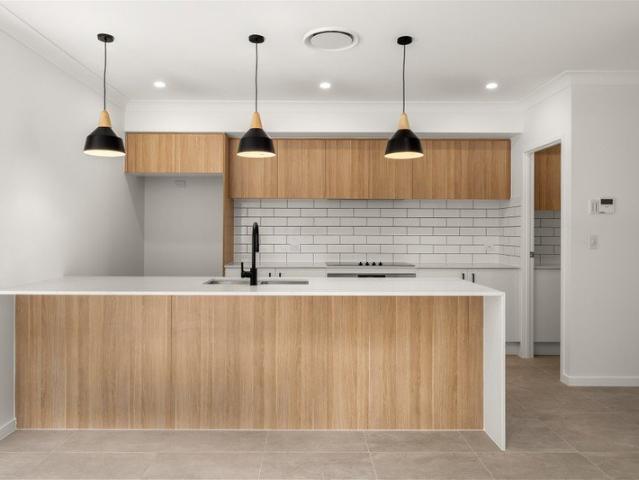 EXCLUSIVE HOUSE AND LAND PACKAGES Over $75,000 worth of Luxury Upgrades including FREE 6.6kw Solar System!
