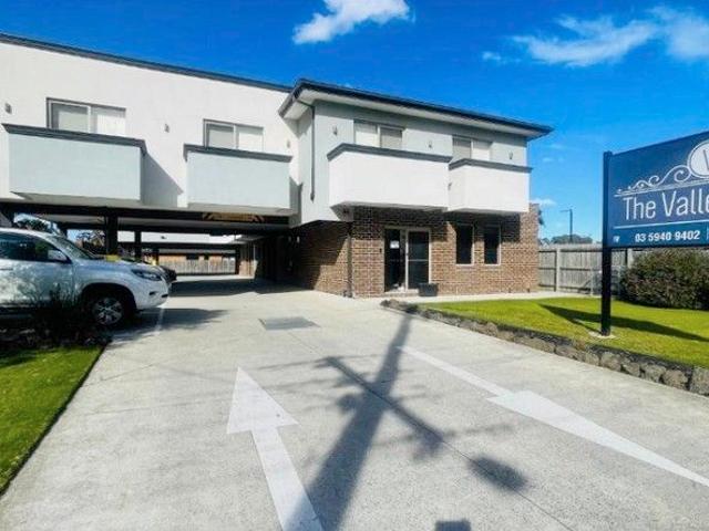 Exclusive Hospitality Investment Premier Pakenham Valley Motel