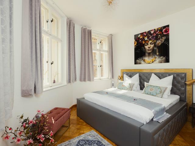 Exclusive, historic 2 room apartment in Zeitz