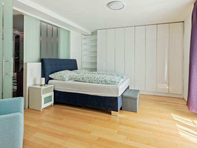 Exclusive one bedroom apartment, Vienna Amsterdam Apartments for Rent