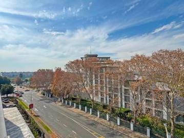 exclusive one bedroom penthouse styl.