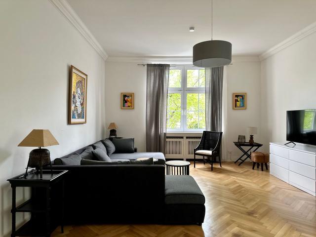 EXCLUSIVE LOCATION IN THE CENTER OF CITY WEST WITH THE BEST CONNECTIONS, Berlin Amsterdam Apartments for Rent