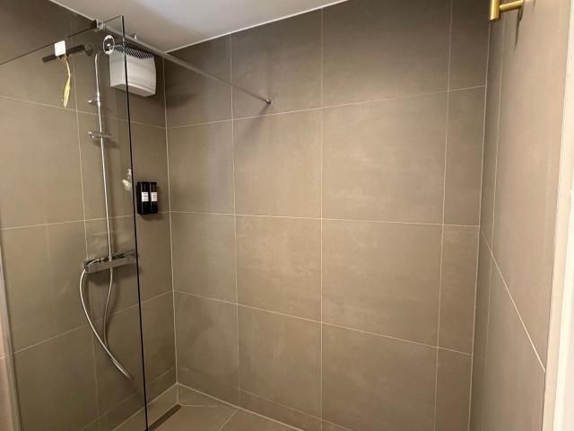 Exclusive Loft Apartment in High Bunker – First Occupancy After Complete Renovation | Fully Furnished, Essen Amsterdam Apartments for Rent