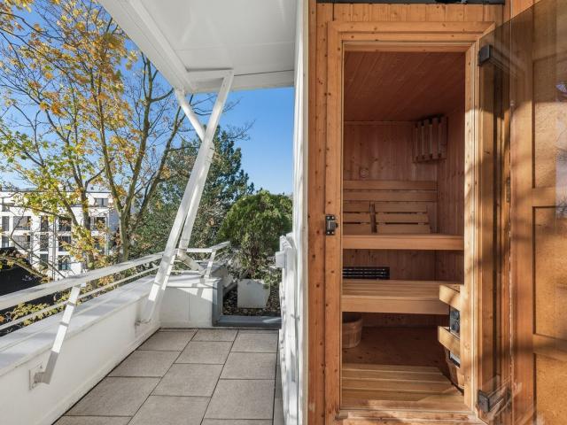 Exclusive living in a prime Rhine location, Koln Amsterdam Apartments for Rent