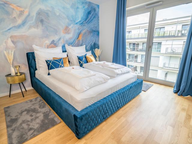 Exclusive living with panoramic river views