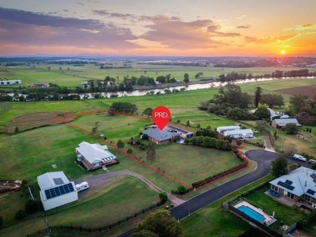 Exclusive Lifestyle Opportunity in a Coveted Pocket