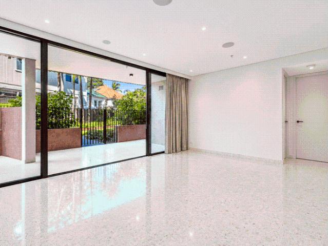 Exclusive Luxe Four Bedroom Garden Apartment