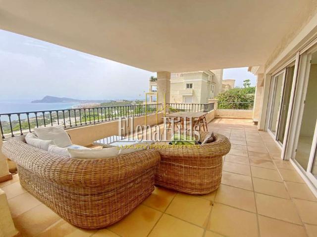 Exclusive luxury apartment with panoramic sea views in Altea Hills, Altea, Alicante