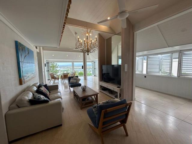 Exclusive, Luxury, Ground Level Penthouse Apartment with Expansive Water Views. Short term 3 5 month lease maximum