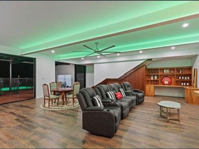 Exclusive Luxury Living in Hayman Views Estate Furnished