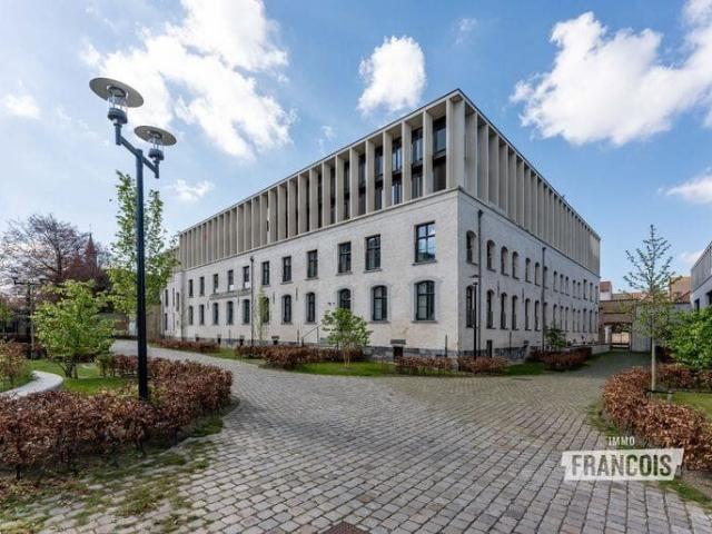 Exclusive luxury two bedroom apartment in the Weylerkazerne…