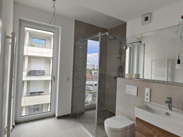 Exclusive New Build Apartment with Lake View at Albertussee in Düsseldorf, Dusseldorf Amsterdam Apartments for Rent
