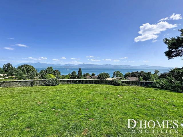EXCLUSIVE | Stunning 7.5 room home with breathtaking views