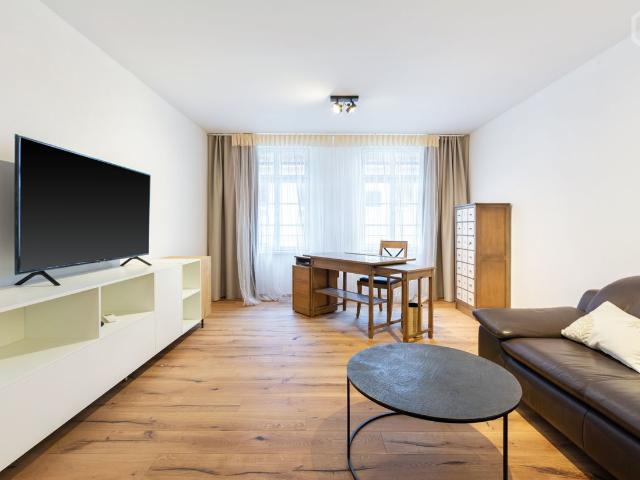 Exclusive, stylish apartment in Nuremberg city centre, Nurnberg Amsterdam Apartments for Rent