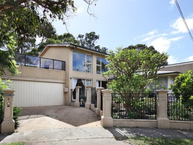 Exclusive Parkside Family Living with Pool & Entertaining!