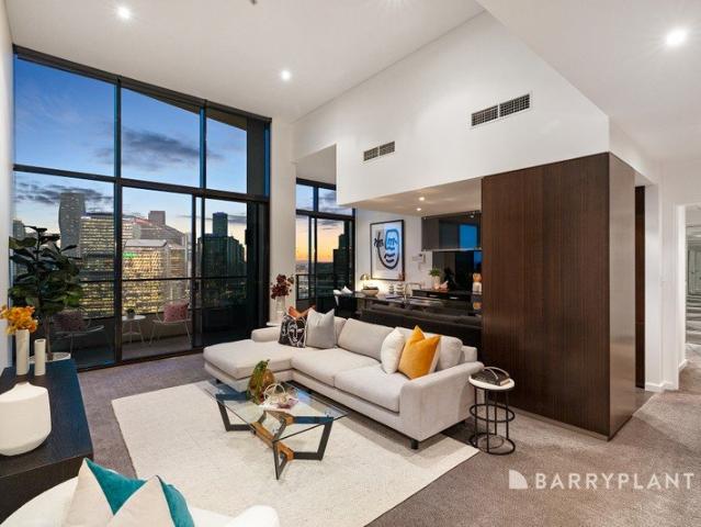 Soaring 3.9m Ceilings approx. An Exceptional Residence!