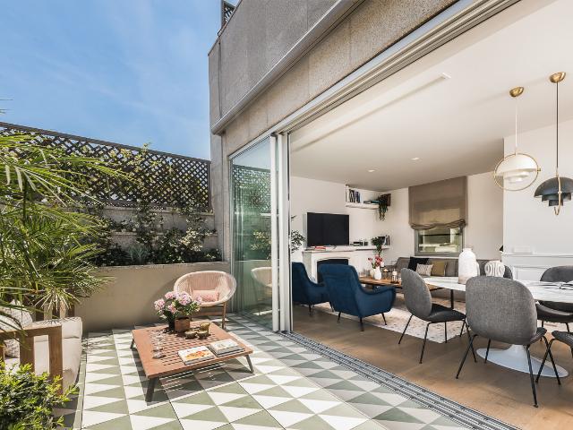 Exclusive penthouse with terrace in Recoletos