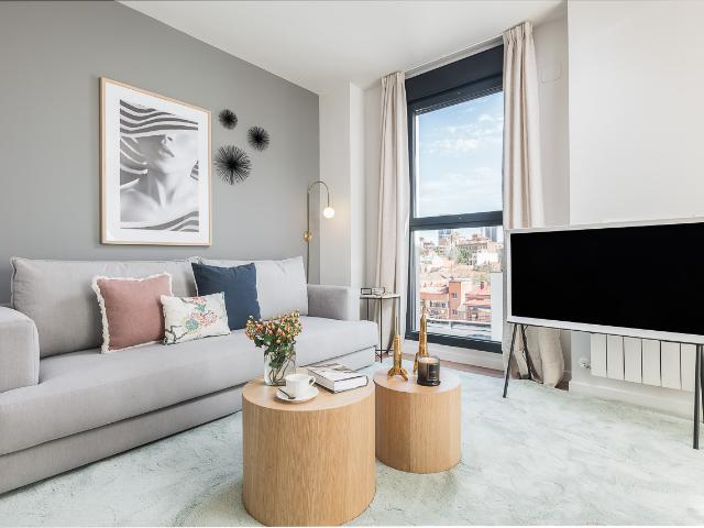 Exclusive penthouse with terrace overlooking the Madrid skyline