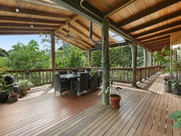 Dual Living Rainforest Estate on Double Block with Income Generating Cabins!