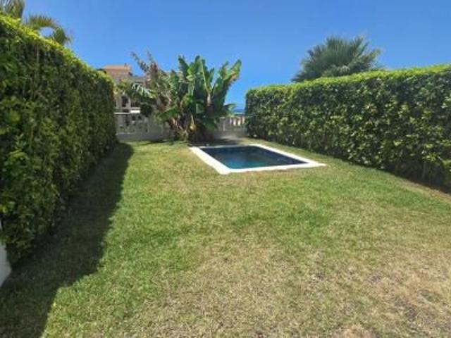 Exclusive, recently renovated and stylishly furnished townhouse in Puerto de la Cruz saisonnier