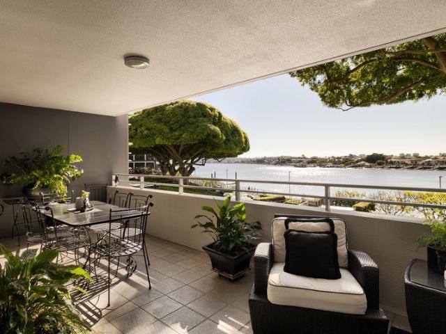 Exclusive Riverfront in New Farm's Cutters Landing