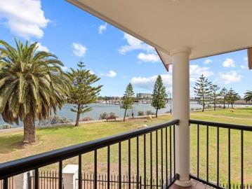 Exclusive Waterfront Living Spectacular Port River Views