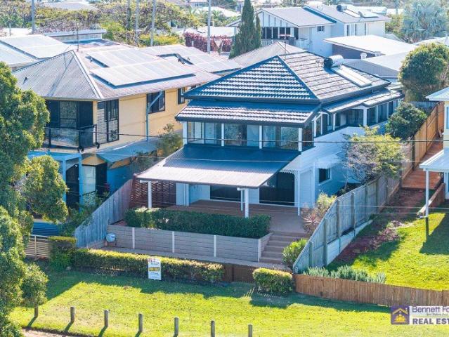 Exclusive waterfront living with island views and a relaxed beachside lifestyle!