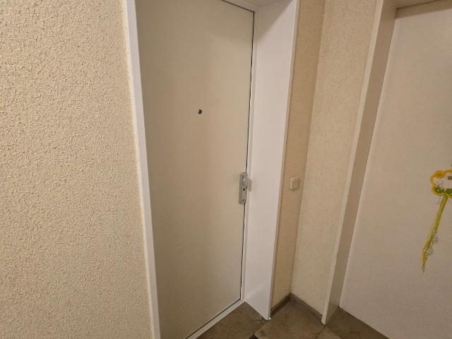 Exclusive temporary living – stylishly furnished apartment with terrace, private underground parking and direct suburban rail access, Berlin Amsterdam Apartments for Rent