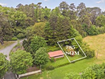 Exclusive Vacant Land Backing onto Wombat Hills Botanical Gardens!