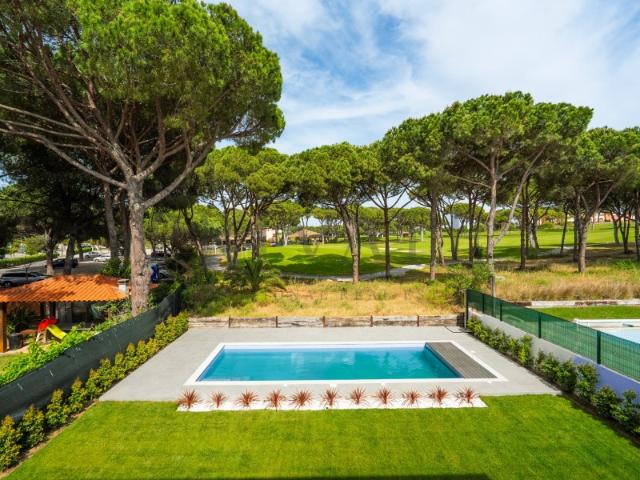 Exclusive Villa with Golf Views in Vilamoura