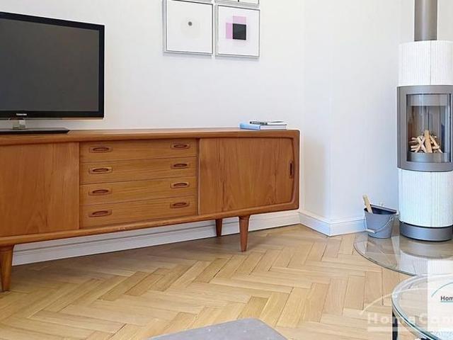Exclusively Furnished Period Apartment in Neuhausen–Nymphenburg