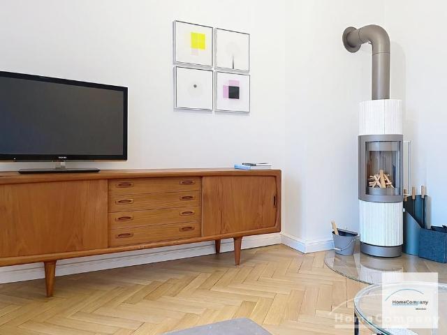 Exclusively Furnished Period Apartment in Neuhausen–Nymphenburg