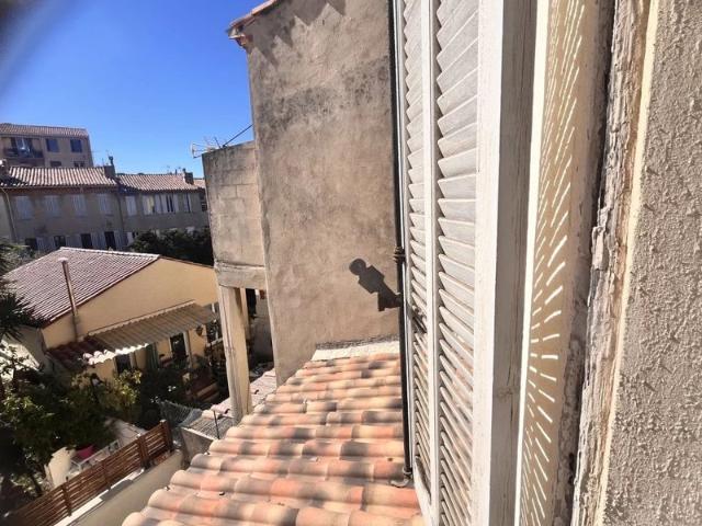 EXCLUSIVITÉ 7ÈME MAISON DE VILLE & COUR – SECTEUR ST EUGÈNE – POTENTIEL RARE