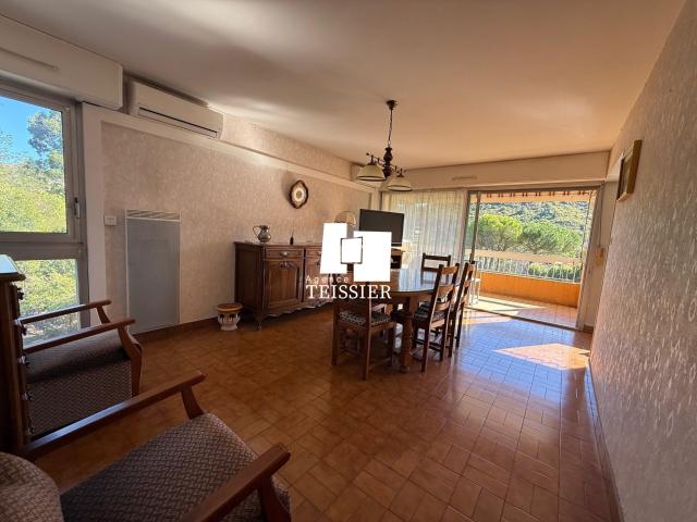 Exclusivité: 07140 Les Vans appartement avec terrasse 77m² Les Vans
